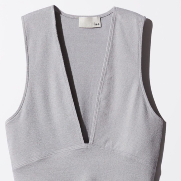 aritiza valeria top - Picture 1 of 3